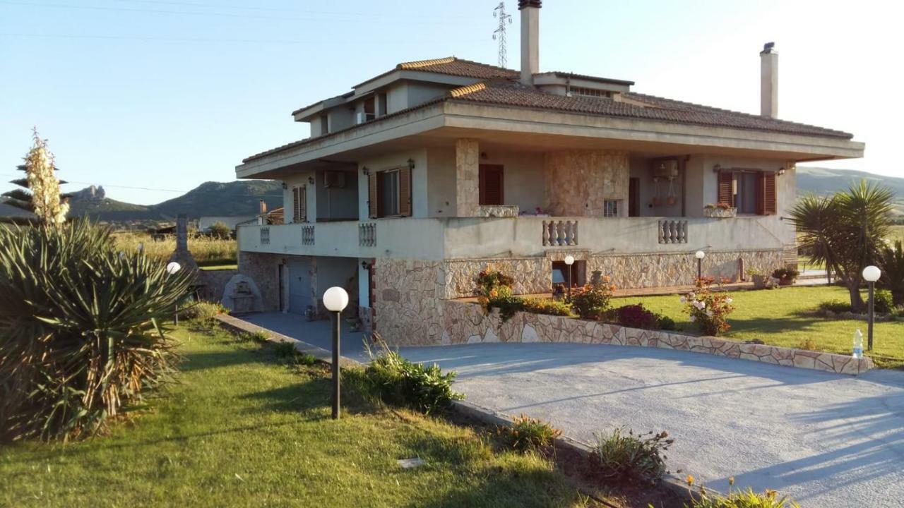 Da Mario & Marianna Apartamento Campanedda Exterior foto